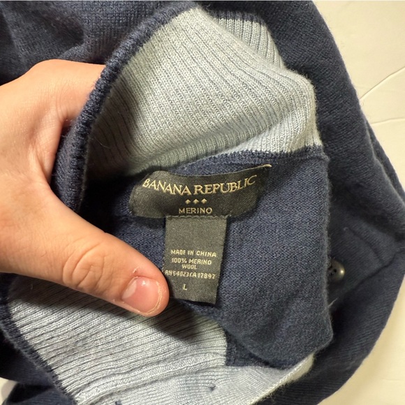 Banana Republic Merino Wool Henley Mock Neck Sweater Navy Blue Size Large - Picture 6 of 7